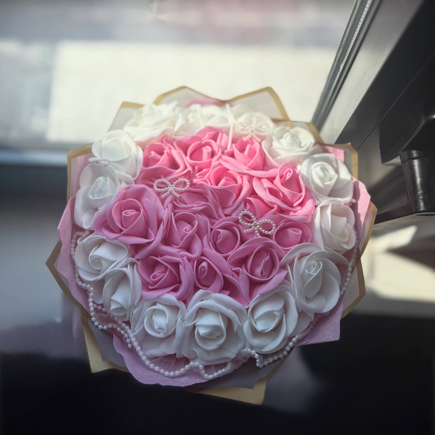 Bouquet hero